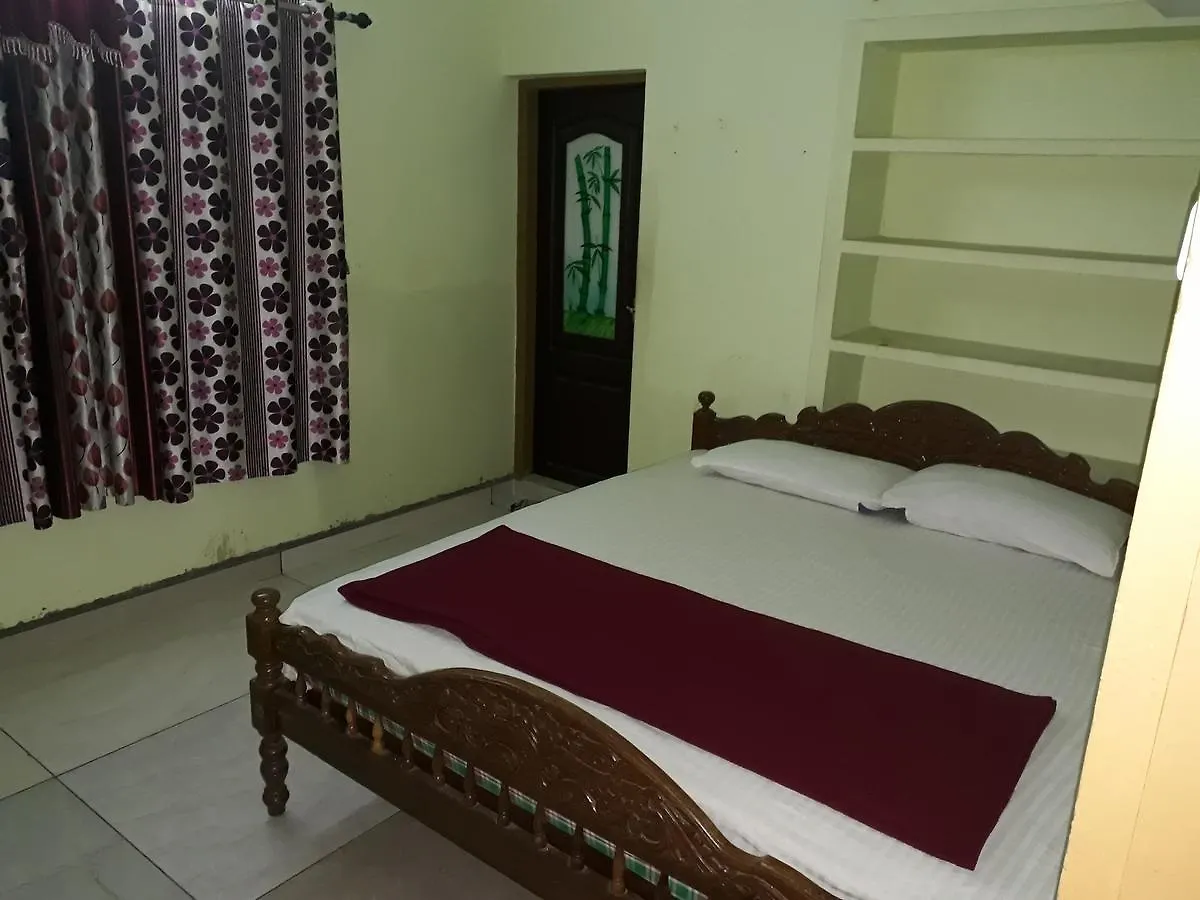 Homestay Alhind Residency Apartment Munnar